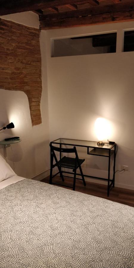 Isi Guesthouse 29 Ези Экстерьер фото